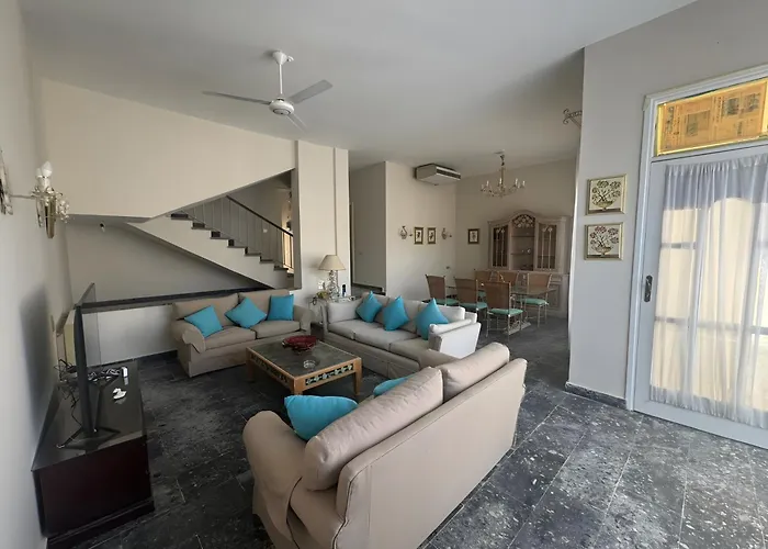 4 Bedroom Seaside Escape * Hurghada