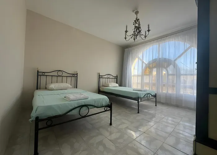 4 Bedroom Seaside Escape * Hurghada