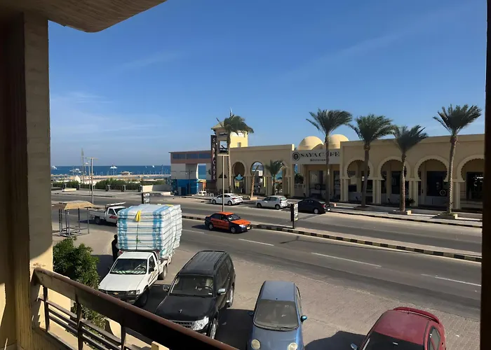 4 Bedroom Seaside Escape Villa *